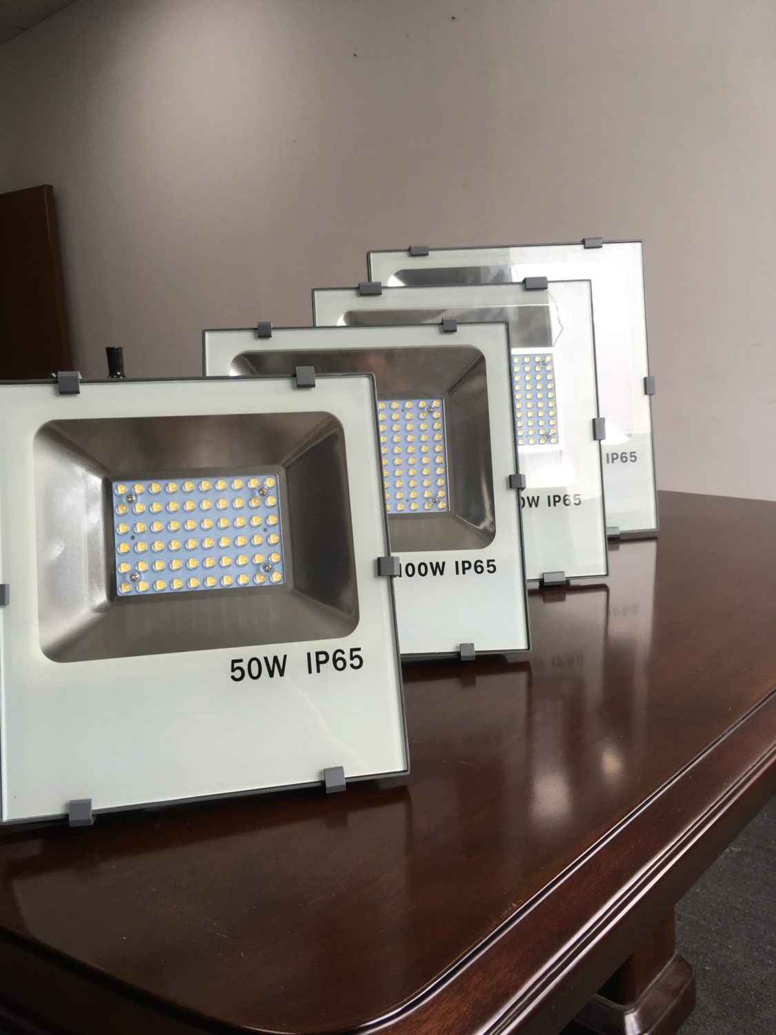 Led Flood Light With Lens Mosun Technology Co Ltd