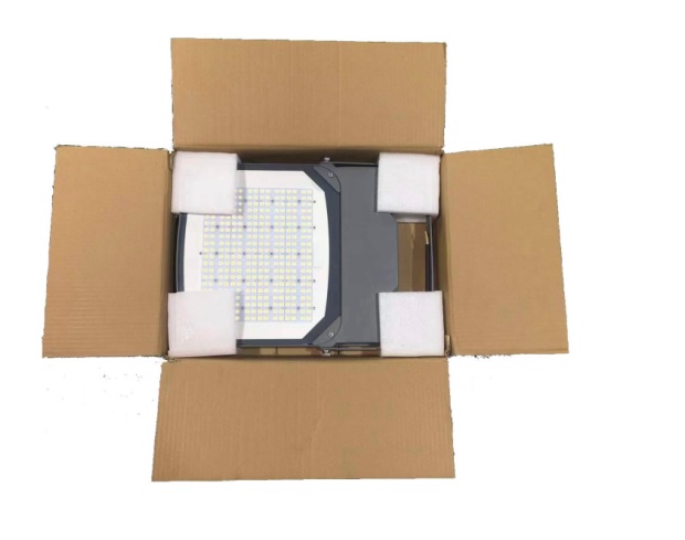 floodlight carton packing